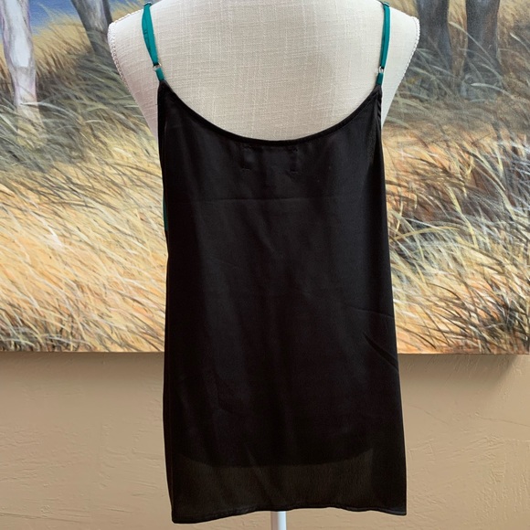 Beautiful cocktail top super silky soft SZ LG spaghetti straps, accordion front - Picture 7 of 10